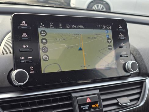 Used 2020 Honda Accord Touring image 33