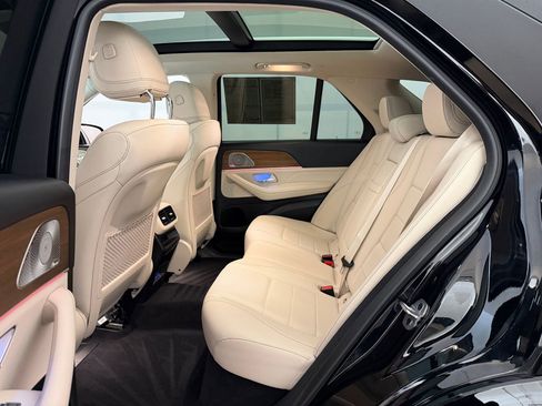 Used 2024 Mercedes-Benz GLE 350 4MATIC image 12