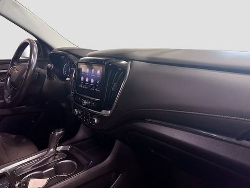 Used 2020 Chevrolet Traverse LT AWD/4WD image 30