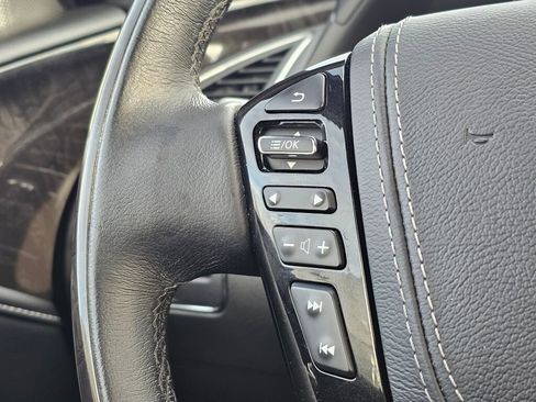 Used 2024 INFINITI QX80 Sensory AWD/4WD image 33