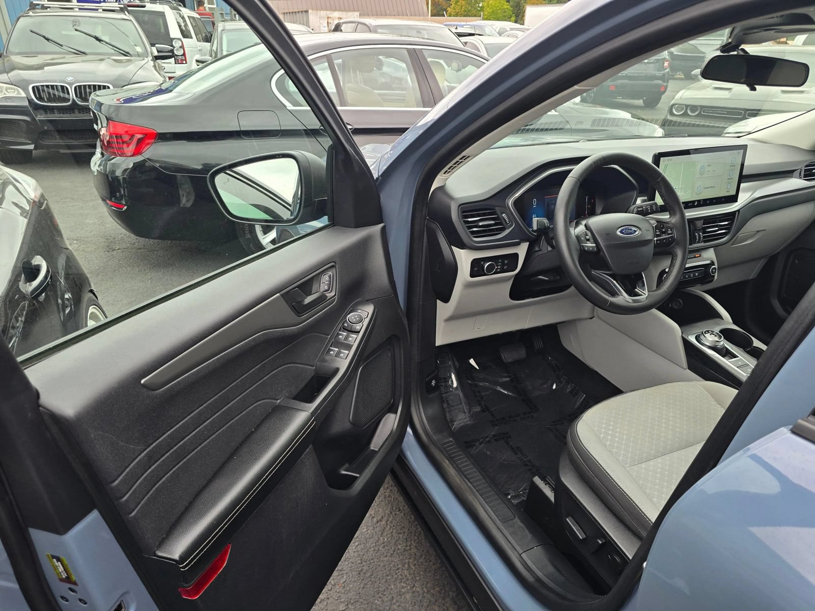 Used 2023 Ford Escape Active w/ Tech Pack #1 FWD image 16