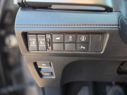 Used 2024 Honda Odyssey Touring image 44