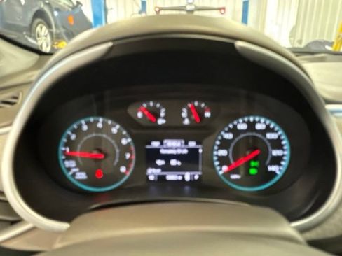 Used 2025 Chevrolet Malibu LT FWD image 19