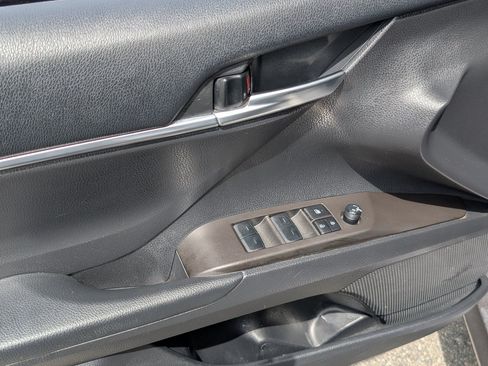 Used 2024 Toyota Camry LE FWD image 15