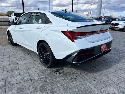 New 2026 Hyundai Elantra SEL Sport Premium FWD image 5