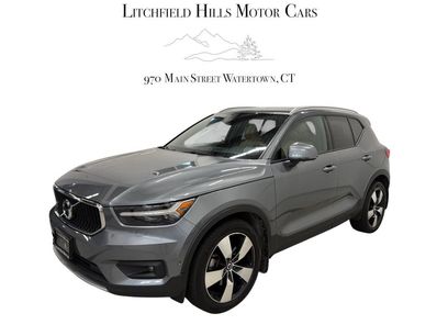 Used 2019 Volvo XC40 T5 Momentum