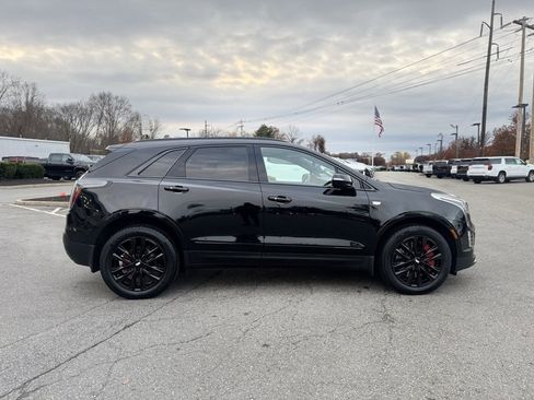 Used 2022 Cadillac XT5 Sportv w/ LPO, ONYX Package image 8