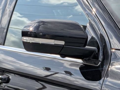 Used 2022 Ford Expedition Limited AWD/4WD image 10