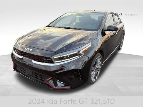 Certified 2024 Kia Forte GT w/ GT2 Package FWD image 4