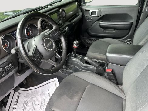 Used 2020 Jeep Gladiator Sport w/ Quick Order Package 23S AWD/4WD image 23