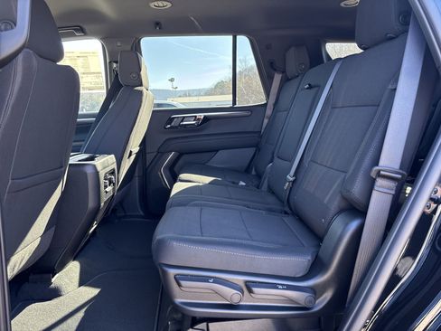 New 2026 Chevrolet Tahoe LS image 24