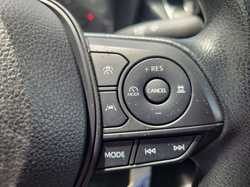 Used 2023 Toyota Corolla LE FWD image 27