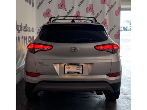Used 2018 Hyundai Tucson Value FWD image 12