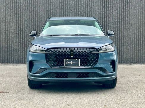 New 2026 Lincoln Aviator Reserve AWD/4WD image 9