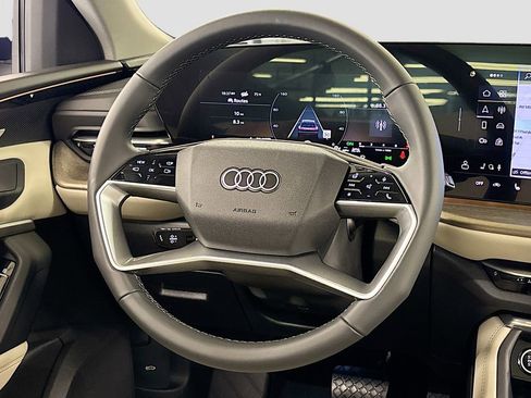 New 2025 Audi Q5 Premium Plus image 18