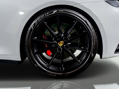 Used 2020 Porsche 911 Carrera S image 30