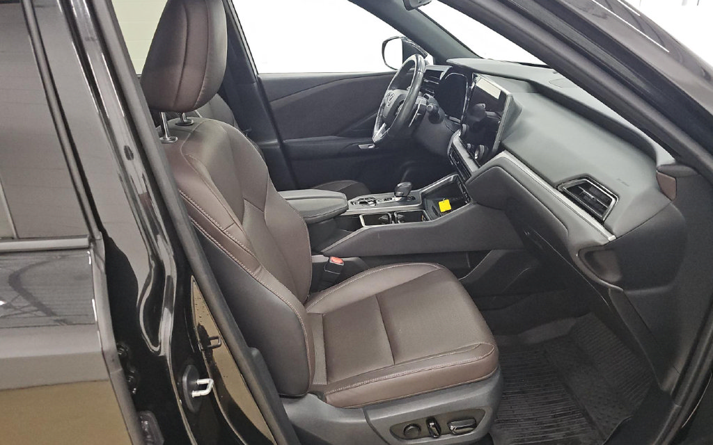 Used 2024 Lexus TX 350 AWD w/ Captains Chair Package image 8
