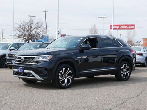 Certified 2023 Volkswagen Atlas Cross Sport SEL AWD/4WD image 3