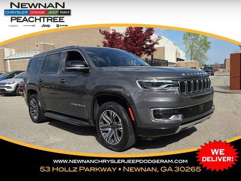 Used 2024 Jeep Wagoneer Series II AWD/4WD image 1
