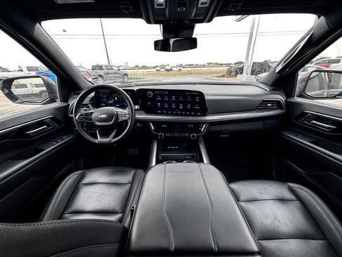 Used 2025 Chevrolet Tahoe LT image 10