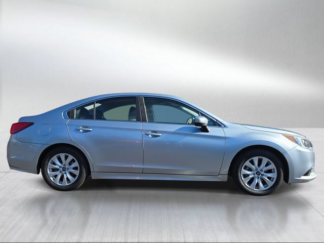 Used 2017 Subaru Legacy 2.5i Premium AWD/4WD image 2