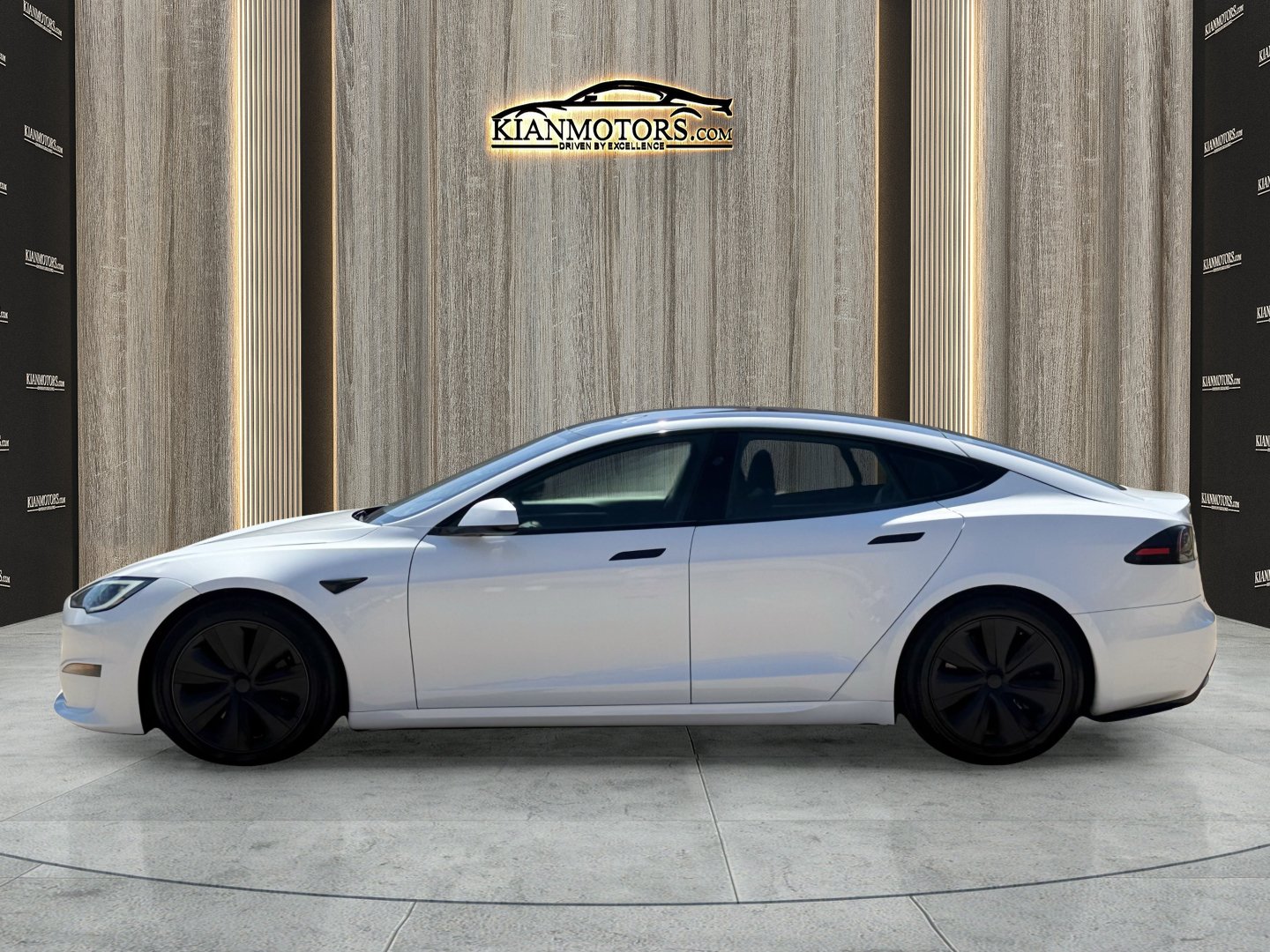 Used 2023 Tesla Model S AWD/4WD image 7