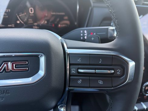 New 2026 GMC Terrain Elevation w/ Black Edition AWD/4WD image 18