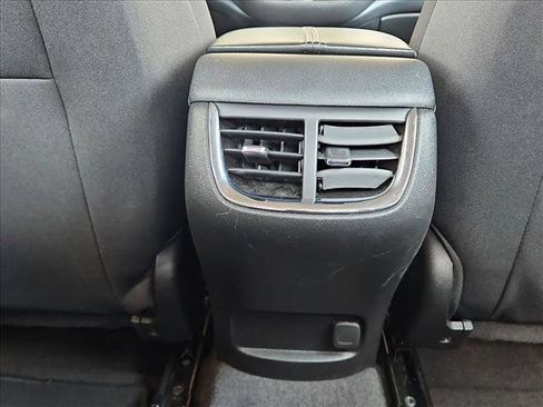 Used 2025 Chevrolet Malibu LT FWD image 15