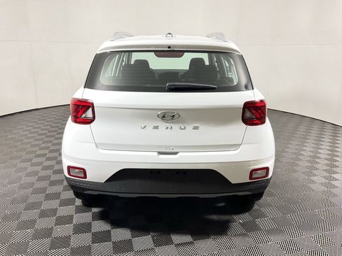 New 2026 Hyundai Venue SEL image 14