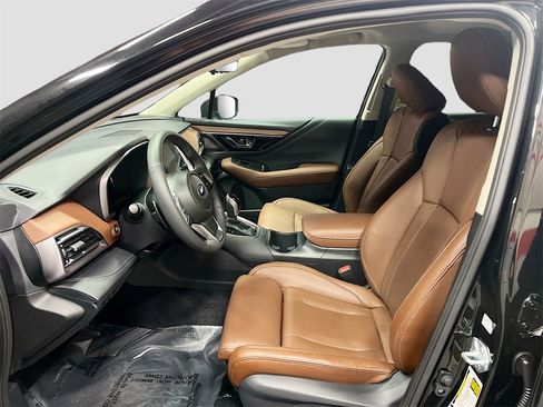 Used 2025 Subaru Outback Touring XT w/ Popular Package #2 image 22