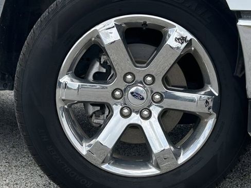 Used 2023 Ford F150 Lariat w/ Equipment Group 502A High image 10