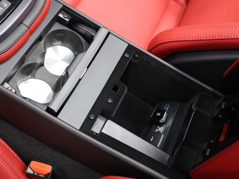 Used 2023 Jaguar F-TYPE R image 34