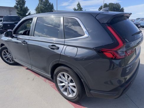 Used 2025 Honda CR-V EX-L image 3