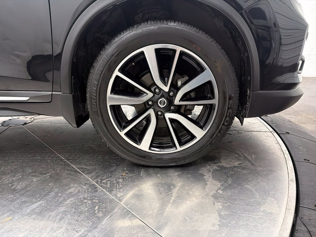 Used 2019 Nissan Rogue SL w/ Premium Package AWD/4WD image 9