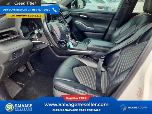 Used 2021 Toyota Highlander XSE FWD image 9