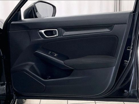 Used 2023 Honda Civic LX image 12