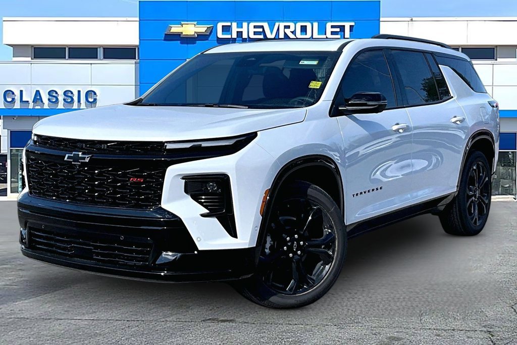 New 2027 Chevrolet Traverse RS FWD image 2