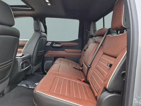 New 2026 GMC Sierra 1500 Denali Ultimate w/ LPO, Black Badging Package AWD/4WD image 25