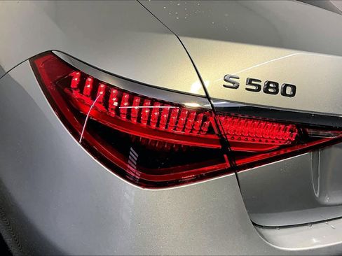 New 2026 Mercedes-Benz S 580 4MATIC Sedan image 5