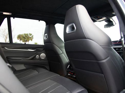 Used 2018 BMW X5 M w/ Executive Package AWD/4WD image 25