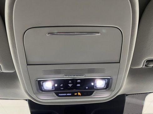 Used 2025 Lincoln Navigator L Reserve image 43