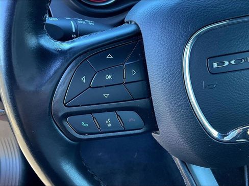 Certified 2022 Dodge Challenger SXT image 17