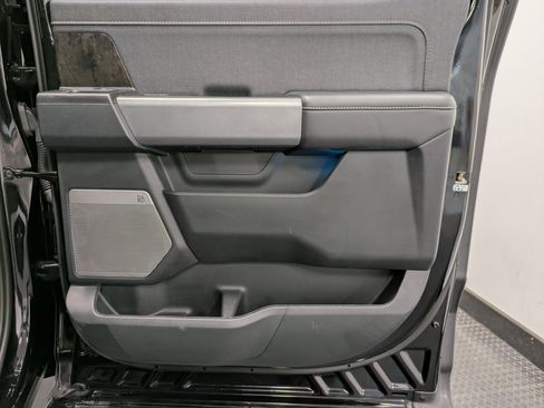 Used 2022 Ford F150 Lightning Lariat w/ Equipment Group 511A High image 25