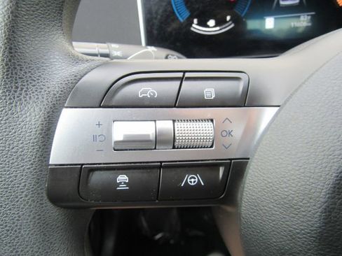 Used 2025 Hyundai Sonata SEL image 35