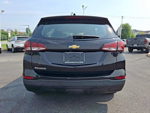 Used 2023 Chevrolet Equinox LS w/ Driver Confidence II Package FWD image 7