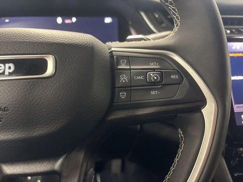 Used 2023 Jeep Grand Cherokee Limited w/ Trailer Tow Prep Group (B) image 37