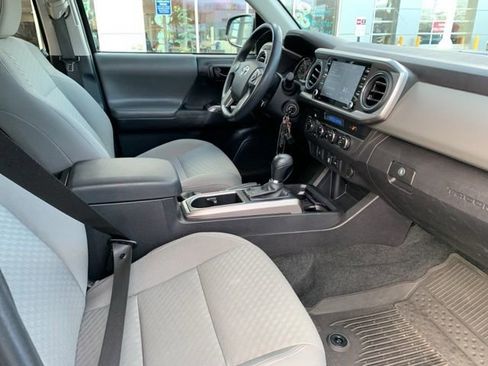 Used 2022 Toyota Tacoma SR5 image 28