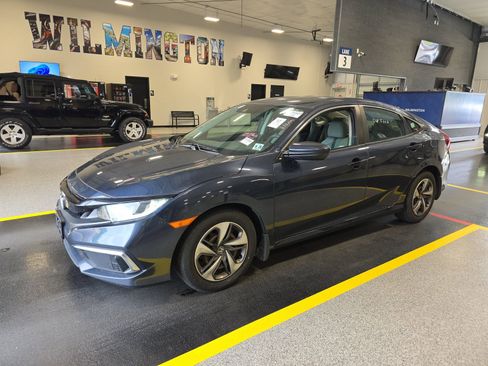 Used 2020 Honda Civic LX image 2