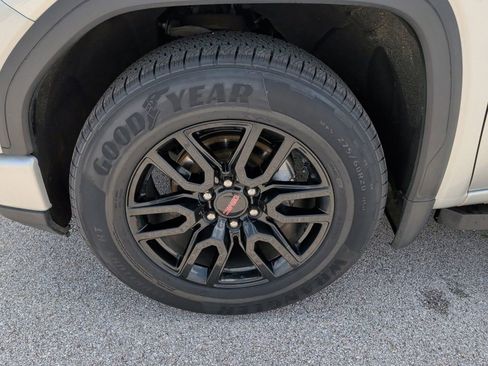 Used 2022 GMC Sierra 1500 Elevation AWD/4WD image 42