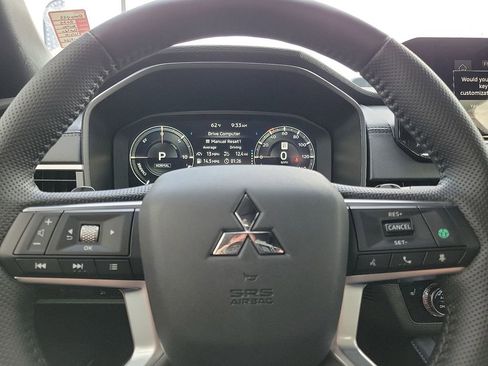 New 2025 Mitsubishi Outlander SEL Black Edition image 16